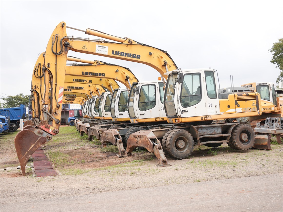 R-1569 EM Wheel Excavator A904C 1.1m³ SWE