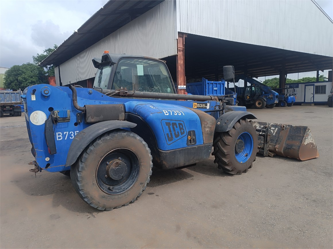 B-7351 RT Telescopic Forklift 535-95