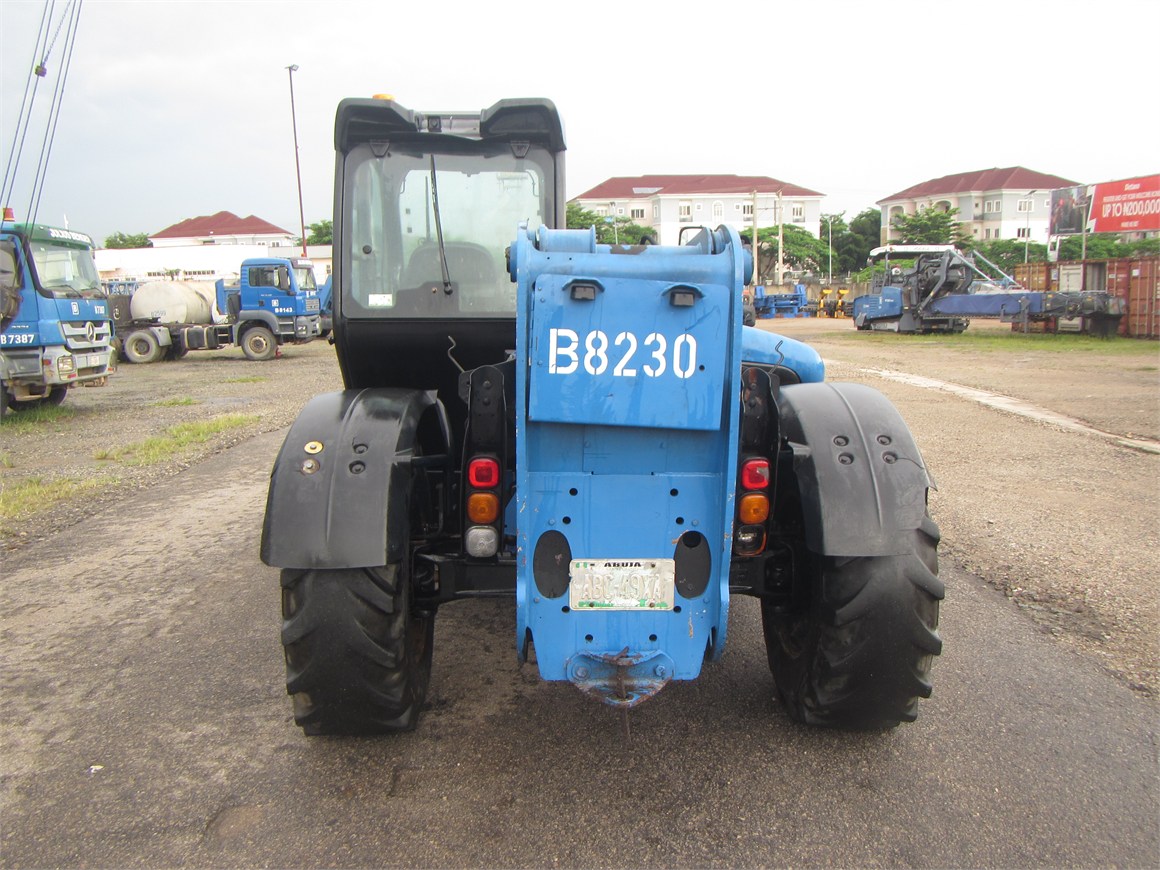 B-8230 RT Telescopic Forklift 535-95