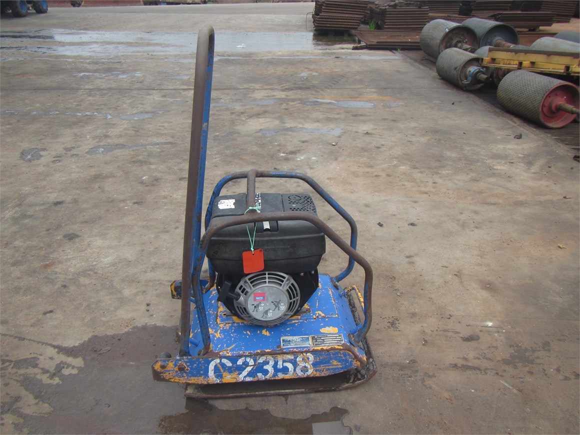 C-2358 Vibrating Plate Compactor 117kg VMF130D 