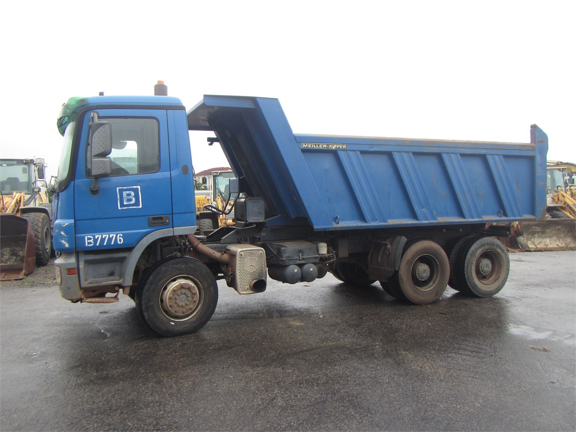 B-7776 Truck Rear Tipper 14m³ 3331 6x4
