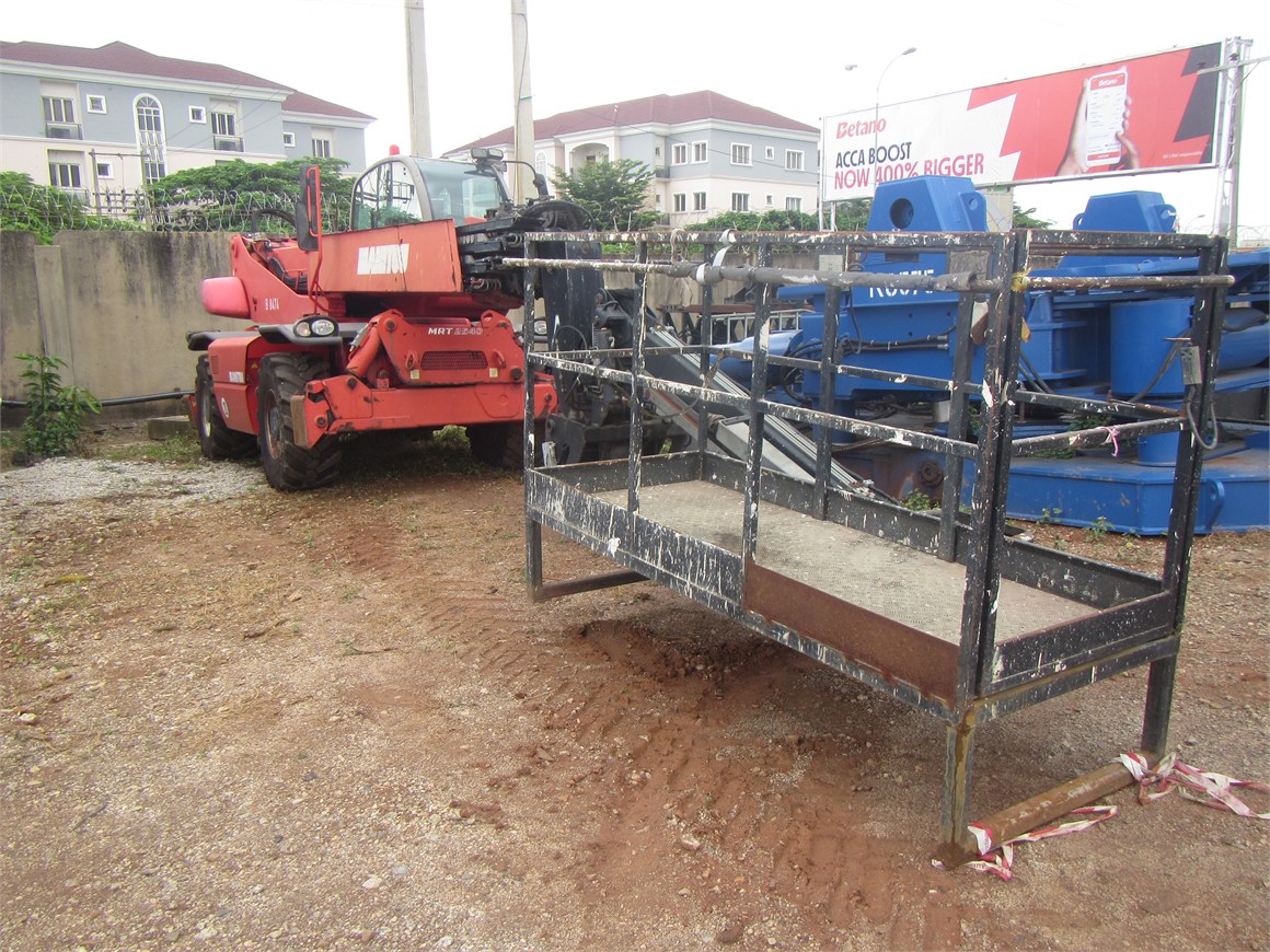 B-8474 RT Telescopic Forklift MRT2540