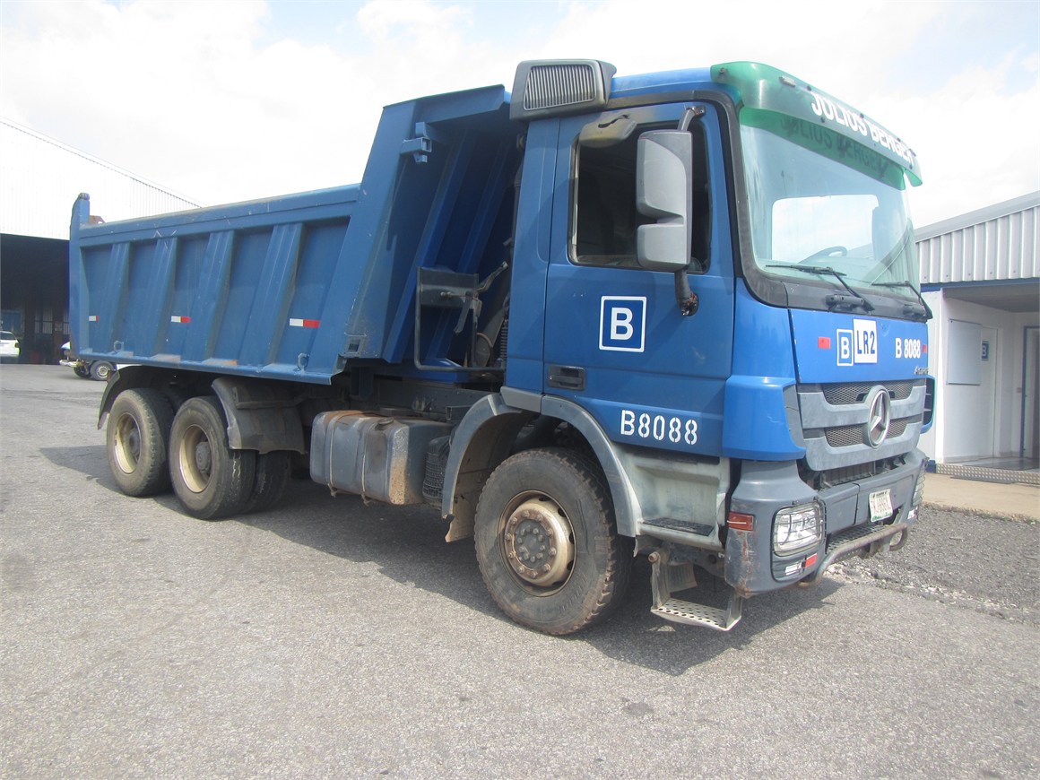 B-8088 Truck Rear Tipper 14m³ 3331 6x4