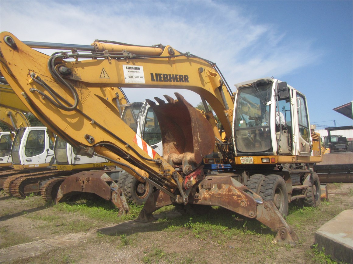 R-1569 EM Wheel Excavator A904C 1.1m³ SWE