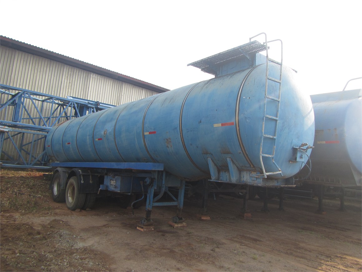B-5813 Semi-Trailer Bitumen-Tank 30m³
