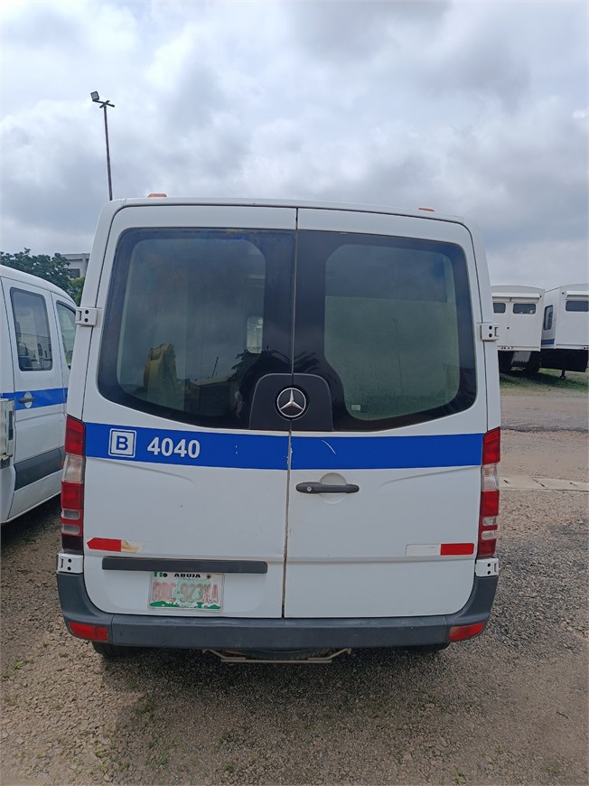 U-4040 Cargo Van Sprinter 309