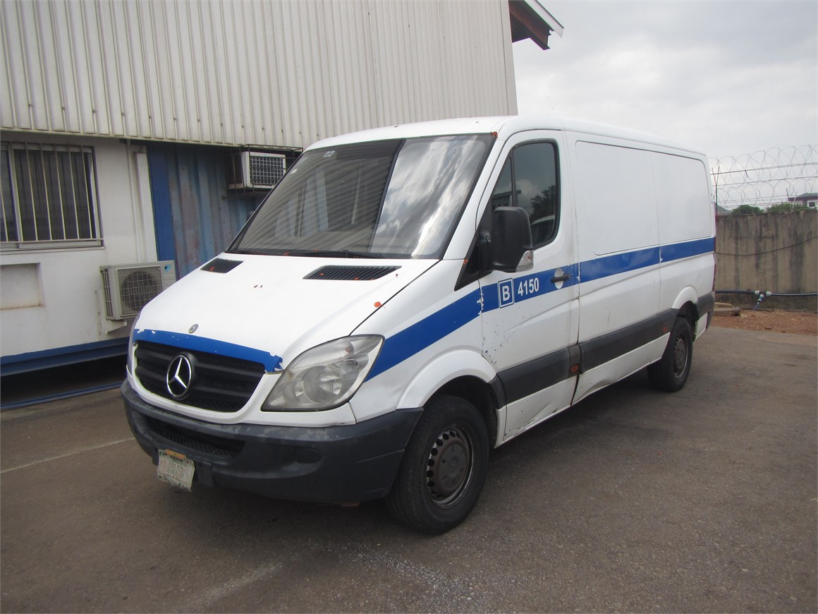 U-4150 Cargo Van Sprinter 309