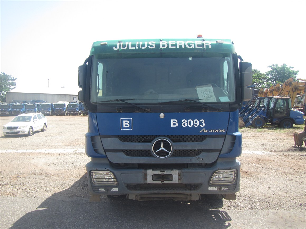 B-8093 Truck Rear Tipper 14m³ 3331 6x4