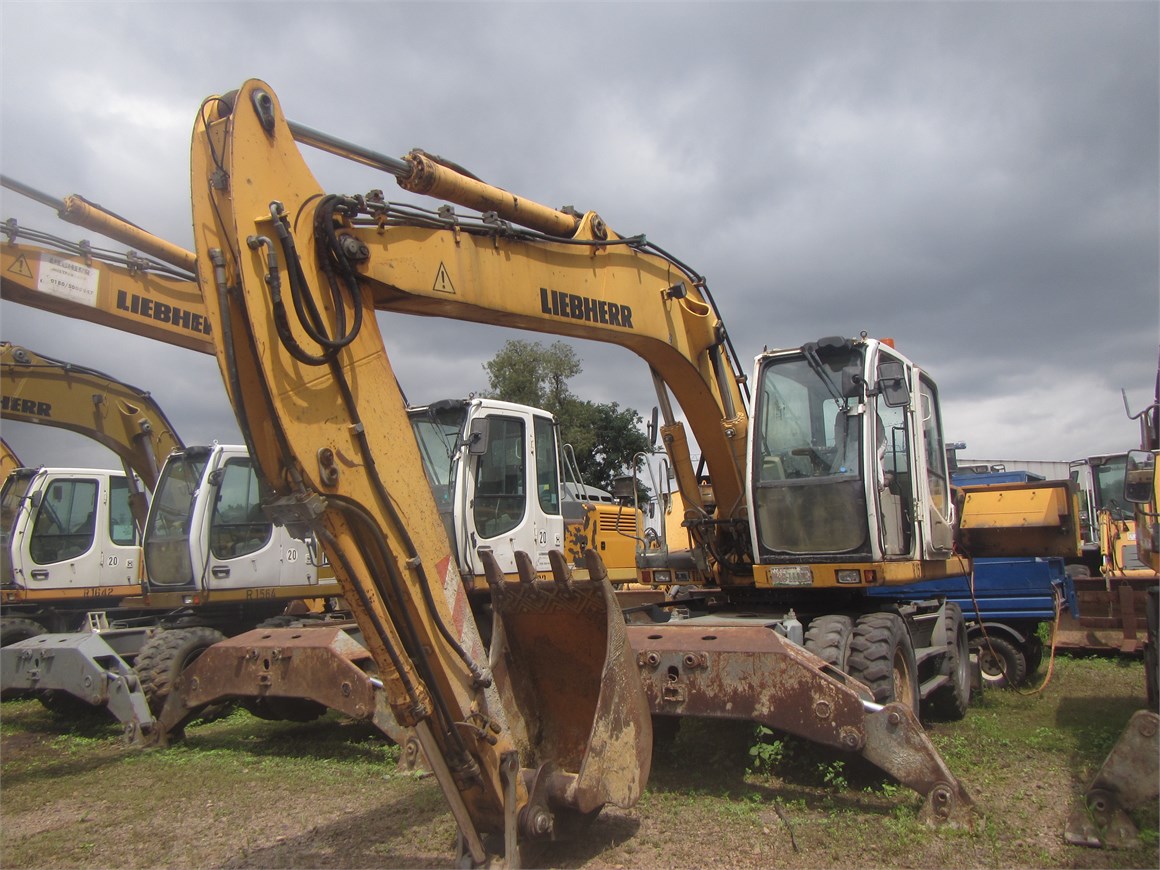 R-1650 EM Wheel Excavator A904C 1.1m³ SWE