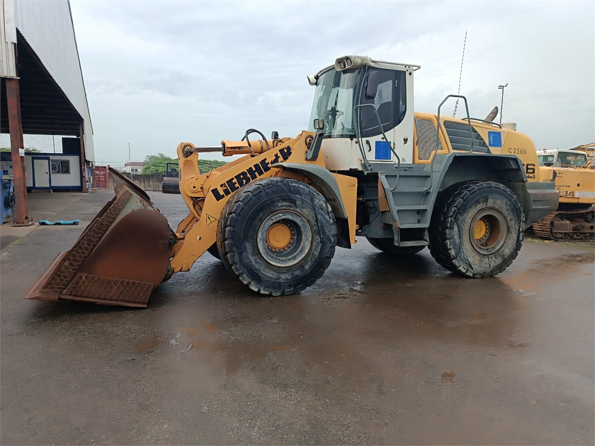 C-2566 EM Wheel Loader L566 4.0m³
