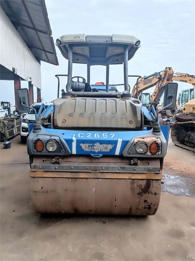 C-2657 Asphalt Tandem Vibration Roller 9,8to. HD90VV-S