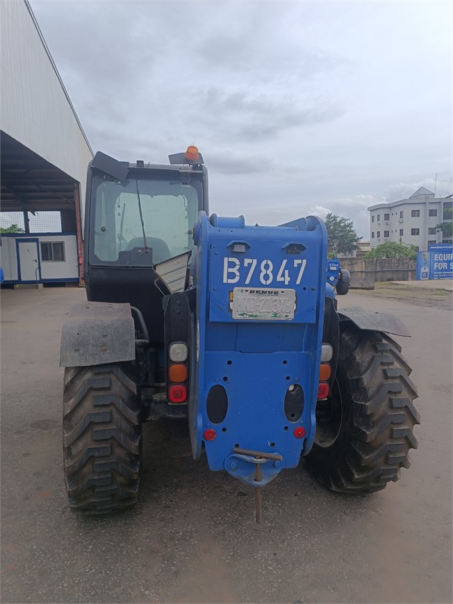 B-7847 RT Telescopic Forklift 535-95