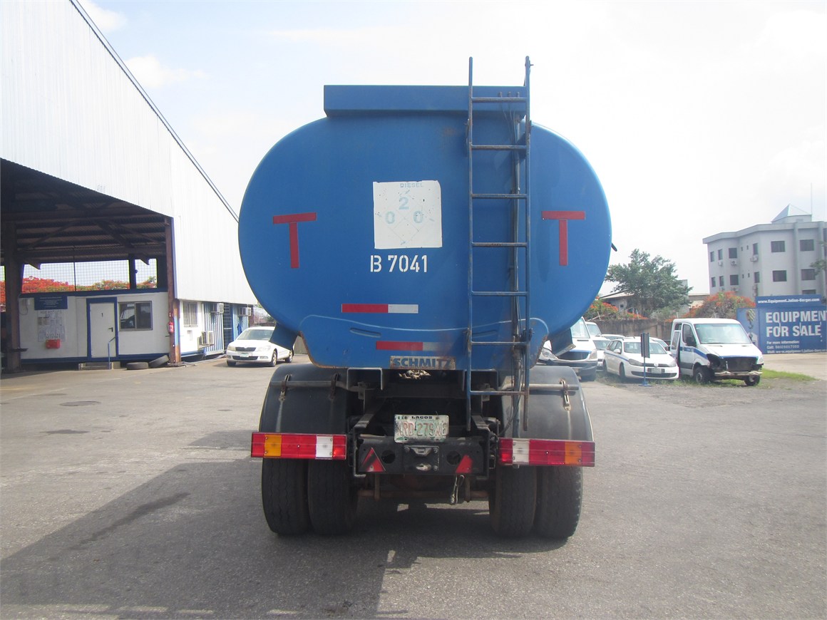 B-7041 Truck Diesel Tanker 12m³ 2031 4x2
