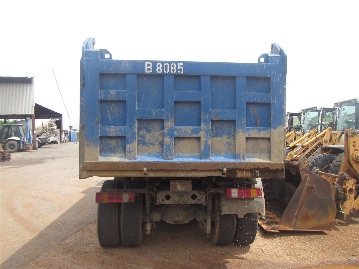 B-8085 Truck Rear Tipper 14m³ 3331 6x4