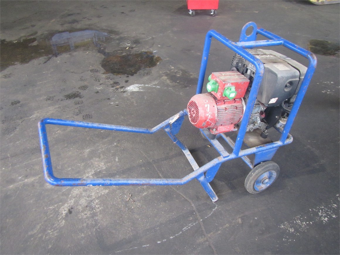 A-1677 Concrete Frequency Trafo NFG30/3 DH