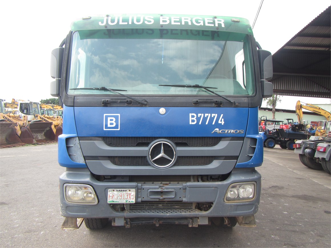 B-7774 Truck Rear Tipper 14m³ 3331 6x4