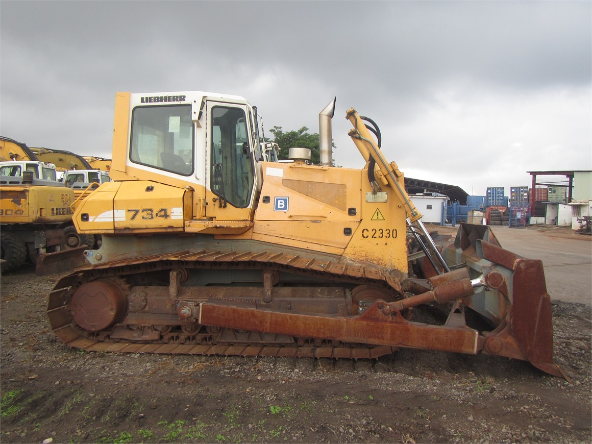 C-2330 EM Tractor Dozer PR734L-LGP