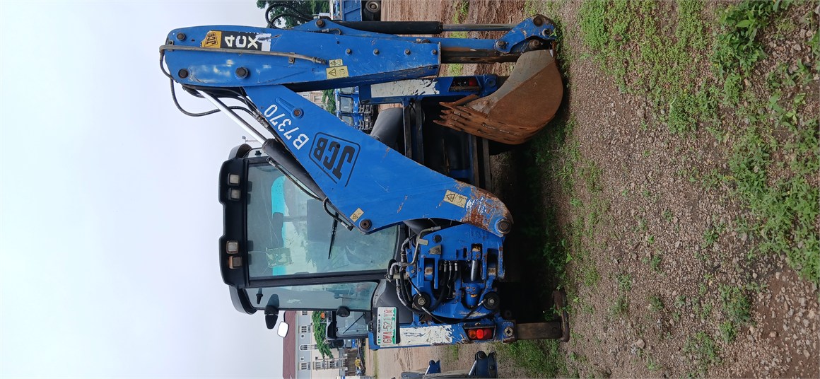 B-7370 EM Backhoe Loader 4CX 1.1m³