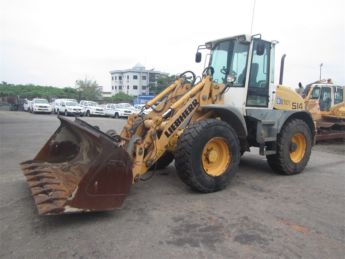 B-7871 EM Tool Carrier L514 1.4m³ & Fork