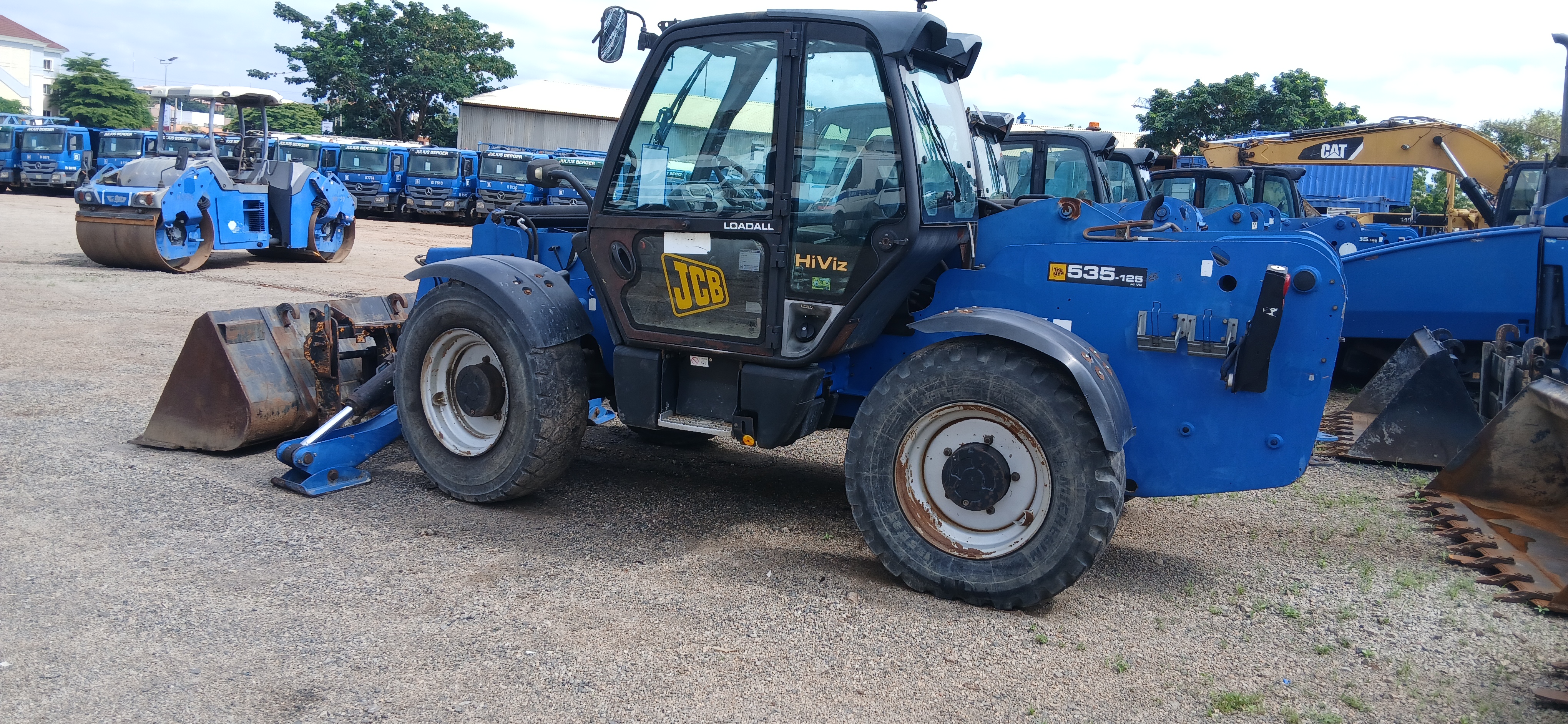 B-7863 RT Telescopic Forklift 535-125