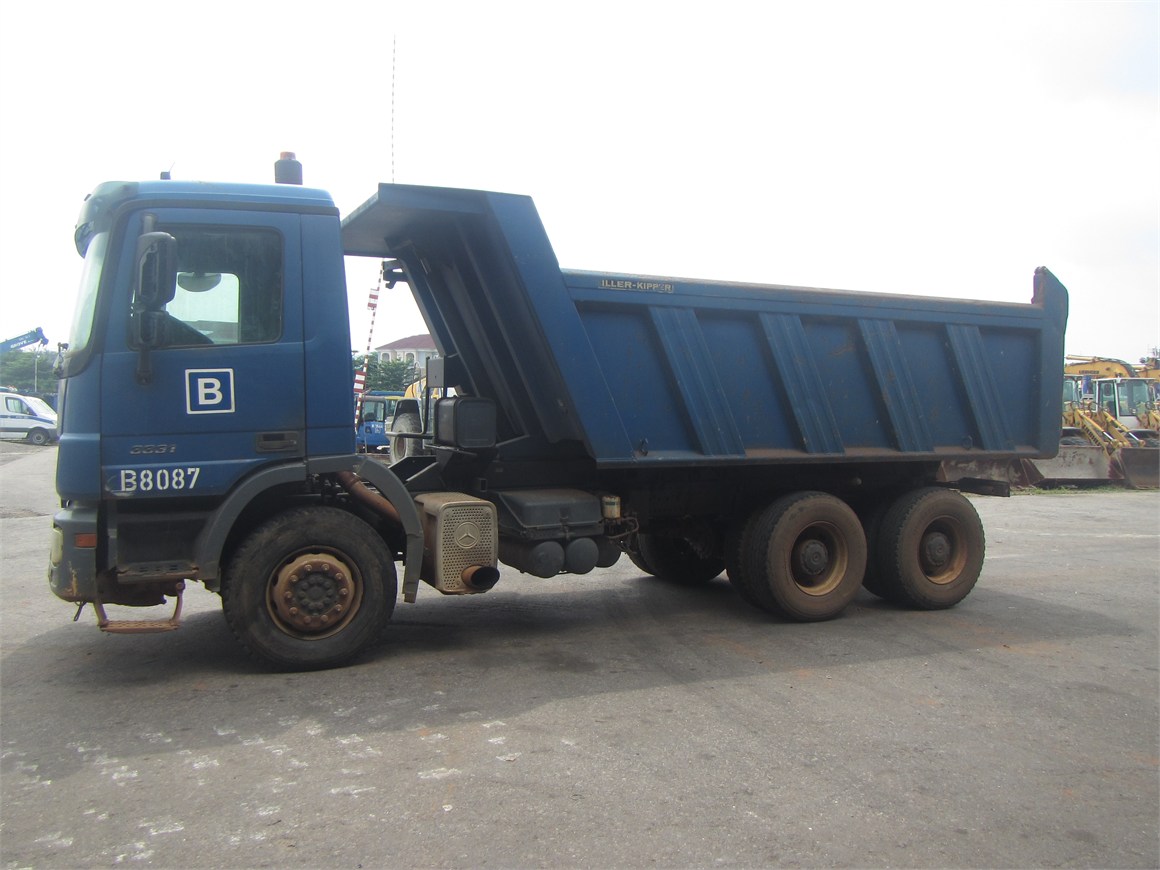 B-8087 Truck Rear Tipper 14m³ 3331 6x4