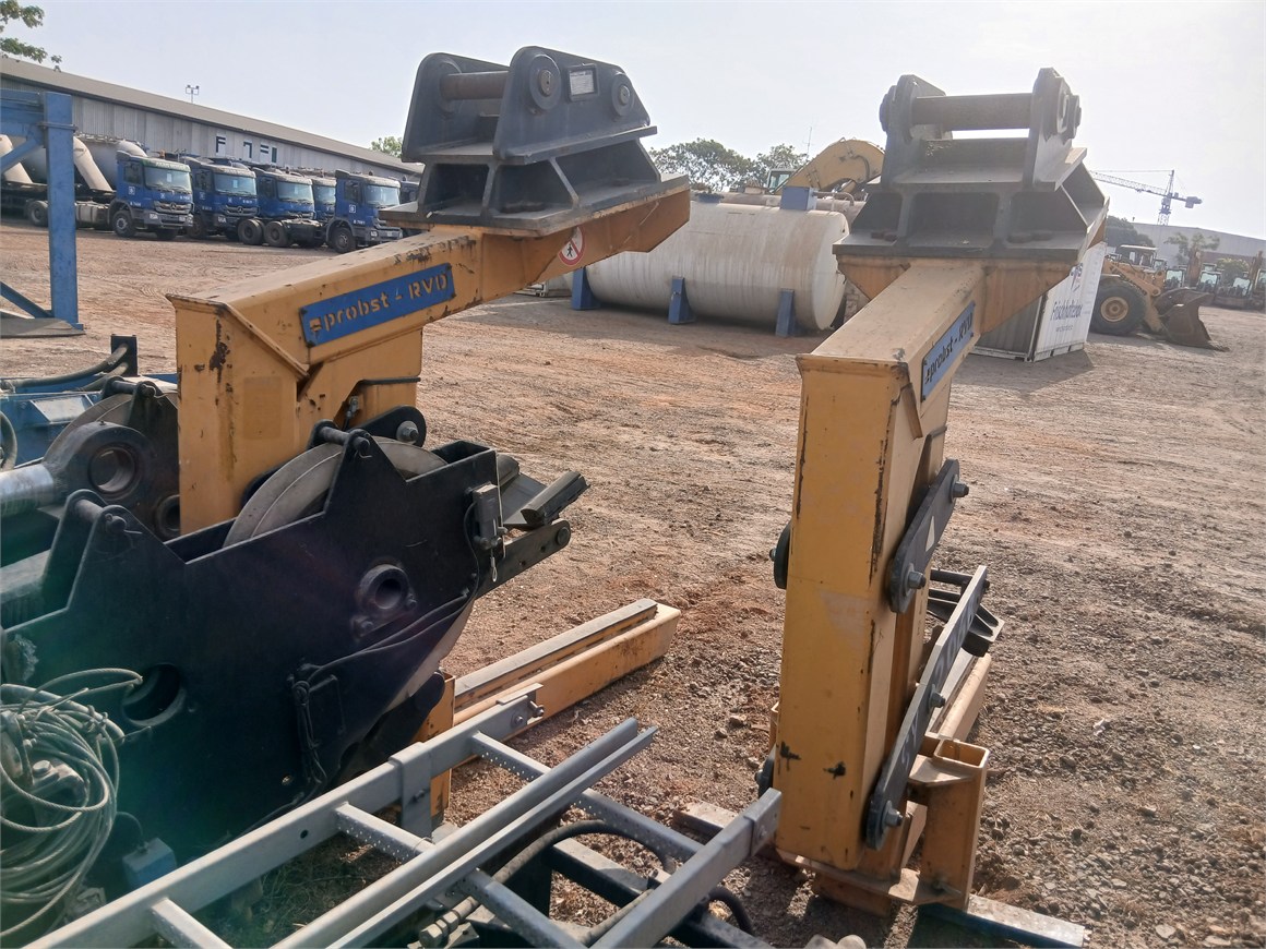 C-2842 EM Attachment Pipe Laying Unit RVD-4