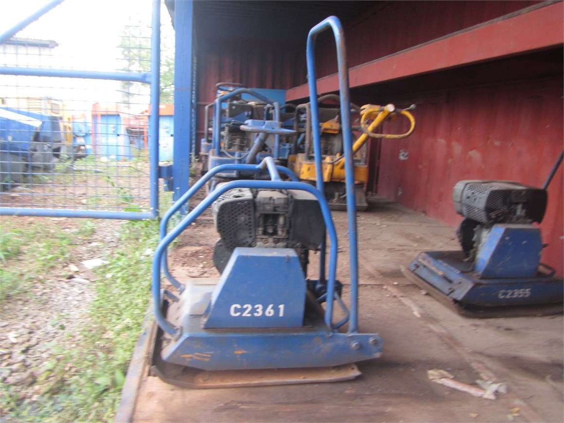 C-2361 Vibrating Plate Compactor 117kg VMF130D 