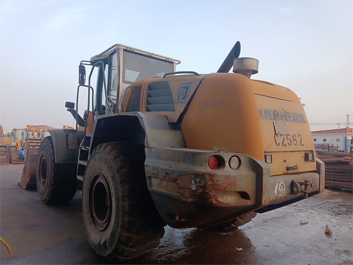 C-2562 EM Wheel Loader L566 4.0m³