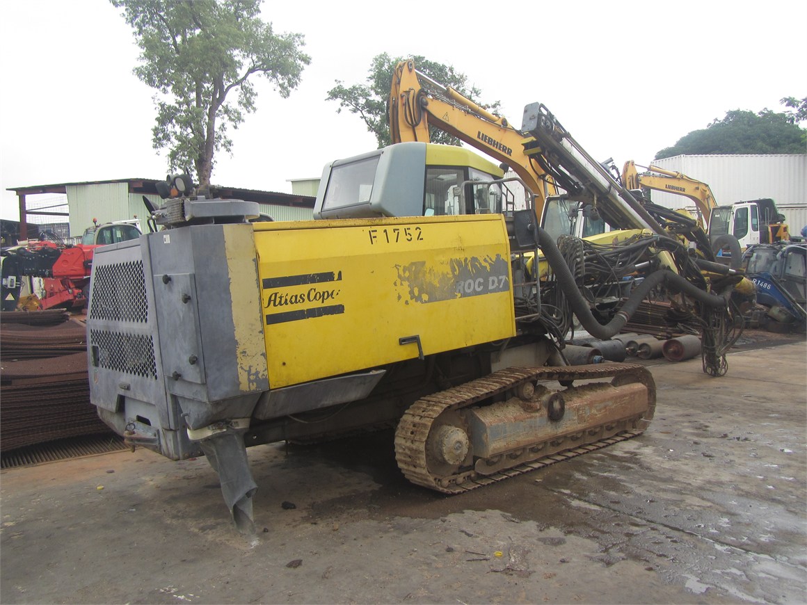 F-1752 Crawler Drilling Machine D7-11/RHS