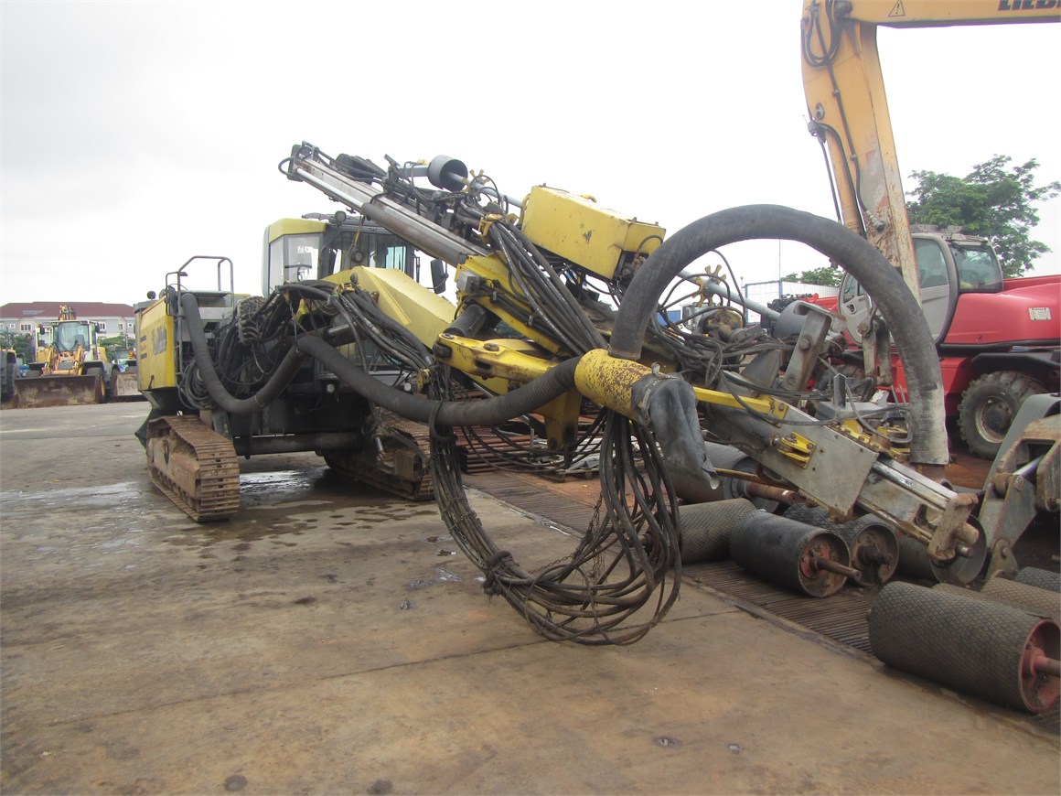 F-1752 Crawler Drilling Machine D7-11/RHS