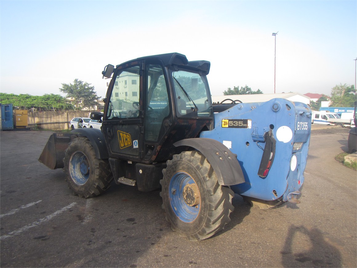 B-7355 RT Telescopic Forklift 535-95