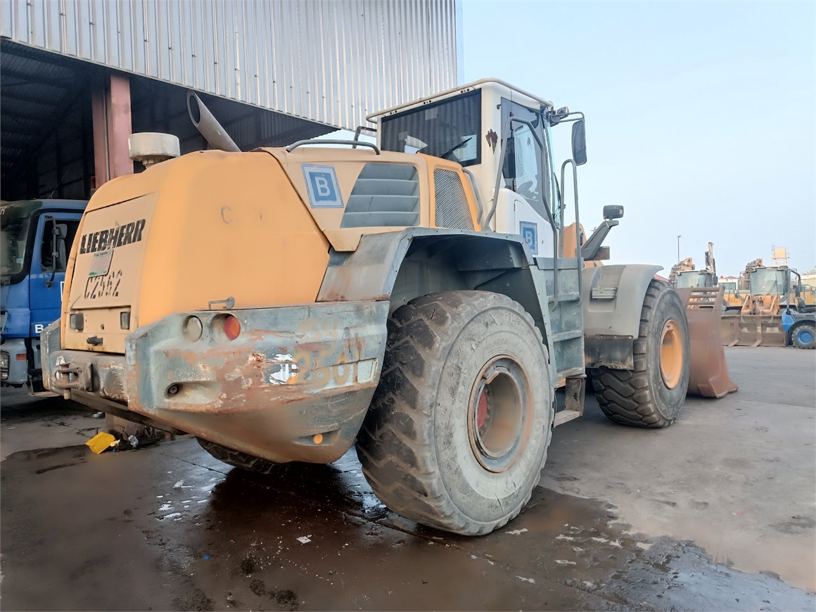 C-2562 EM Wheel Loader L566 4.0m³