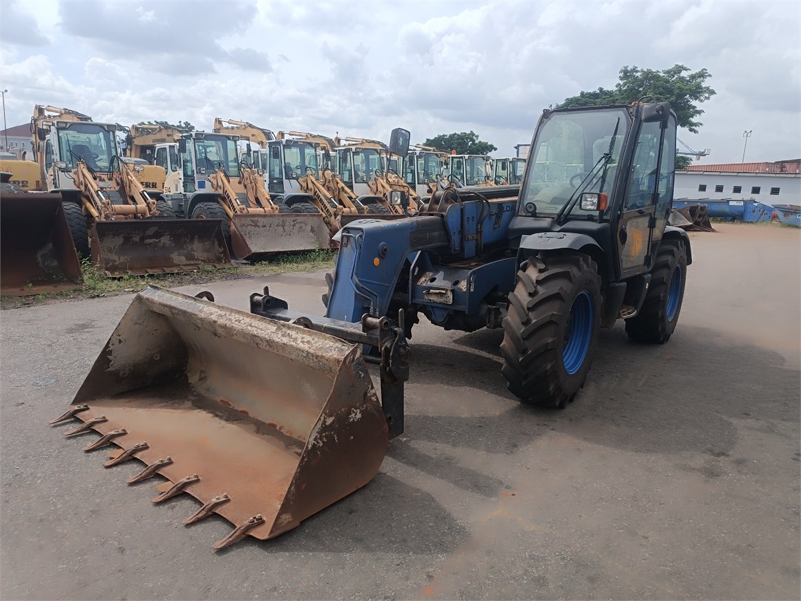 B-7351 RT Telescopic Forklift 535-95