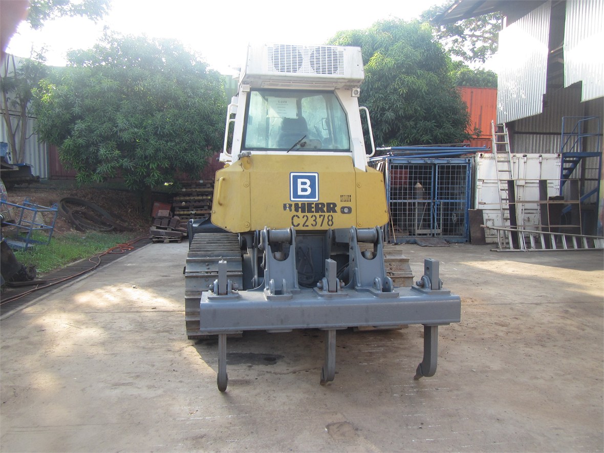 C-2378 EM Tractor Dozer PR714-XL