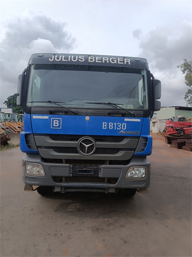 B-8130 Truck Rear Tipper 14m³ 3331 6x4