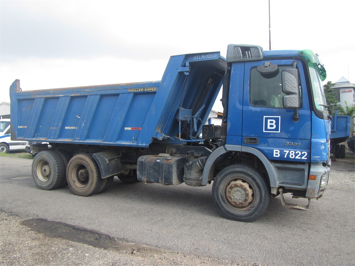 B-7822 Truck Rear Tipper 14m³ 3331 6x4