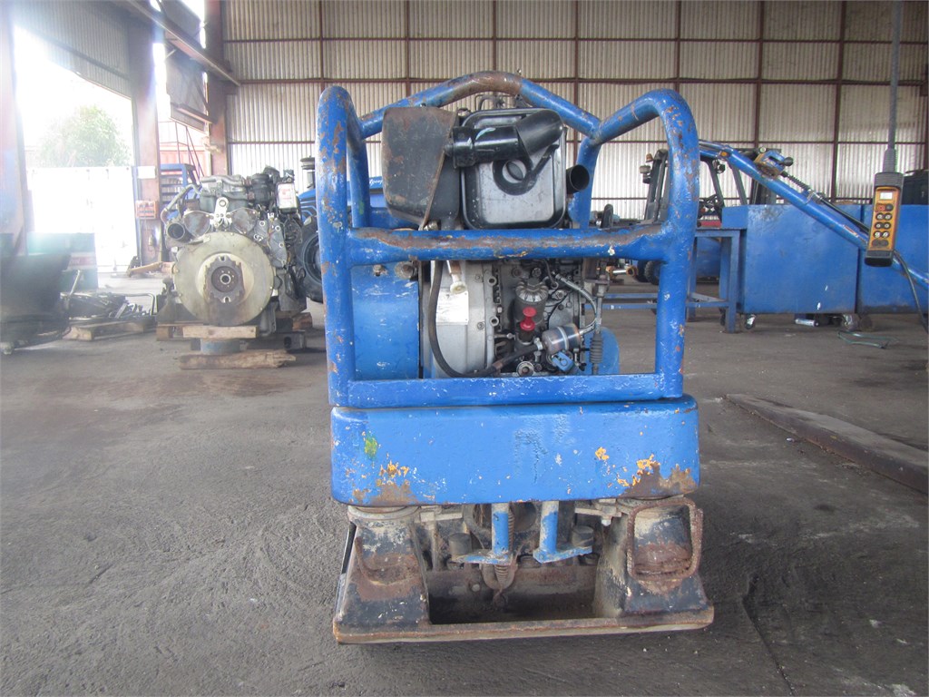 C-2350 Vibrating Plate 620 kg ATS6002 C-2350 Vibrating Plate 620 kg ATS6002