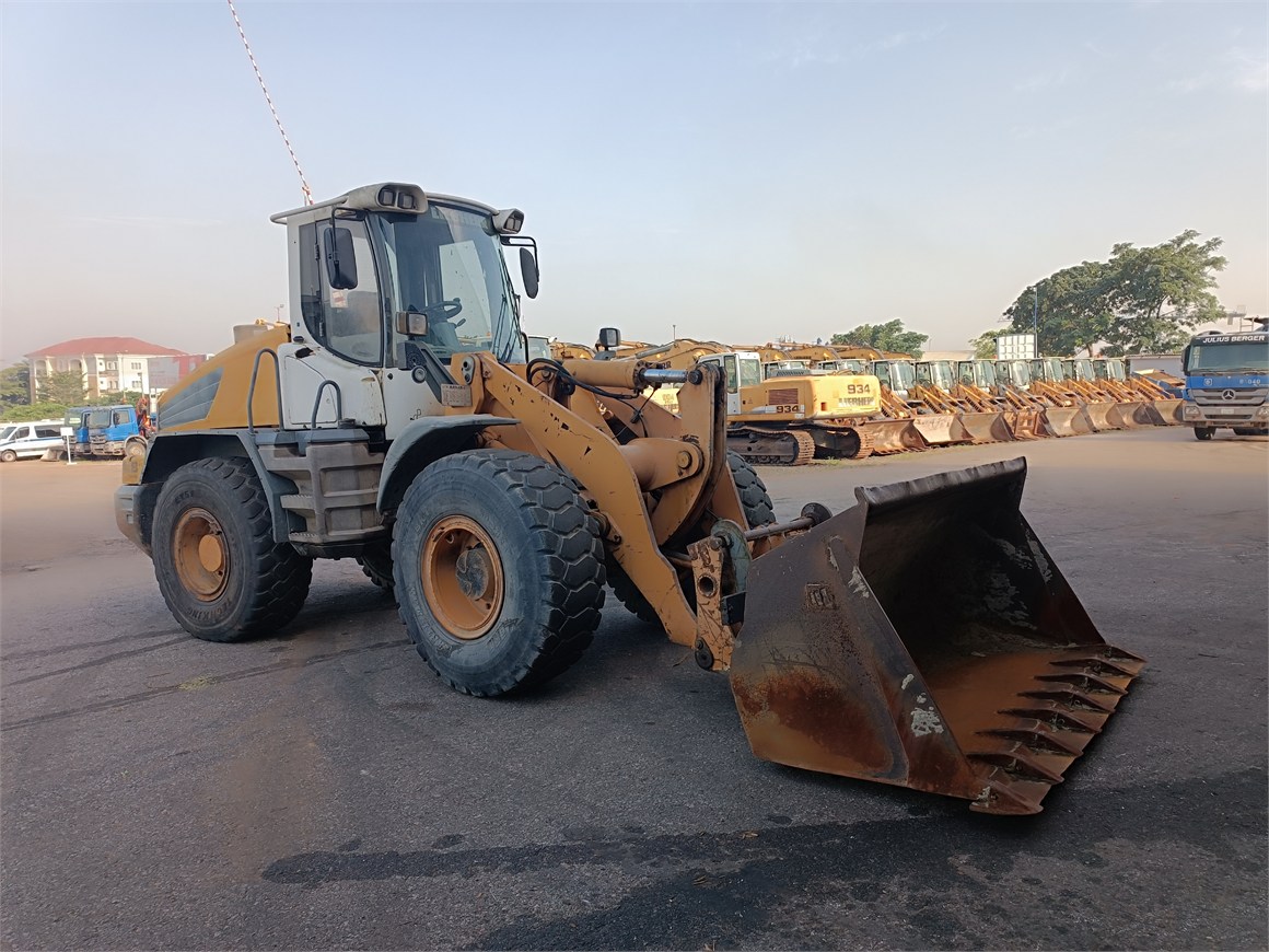C-2578 EM Wheel Loader L538 2.2m³ & Fork