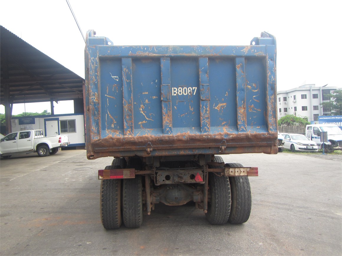 B-8087 Truck Rear Tipper 14m³ 3331 6x4