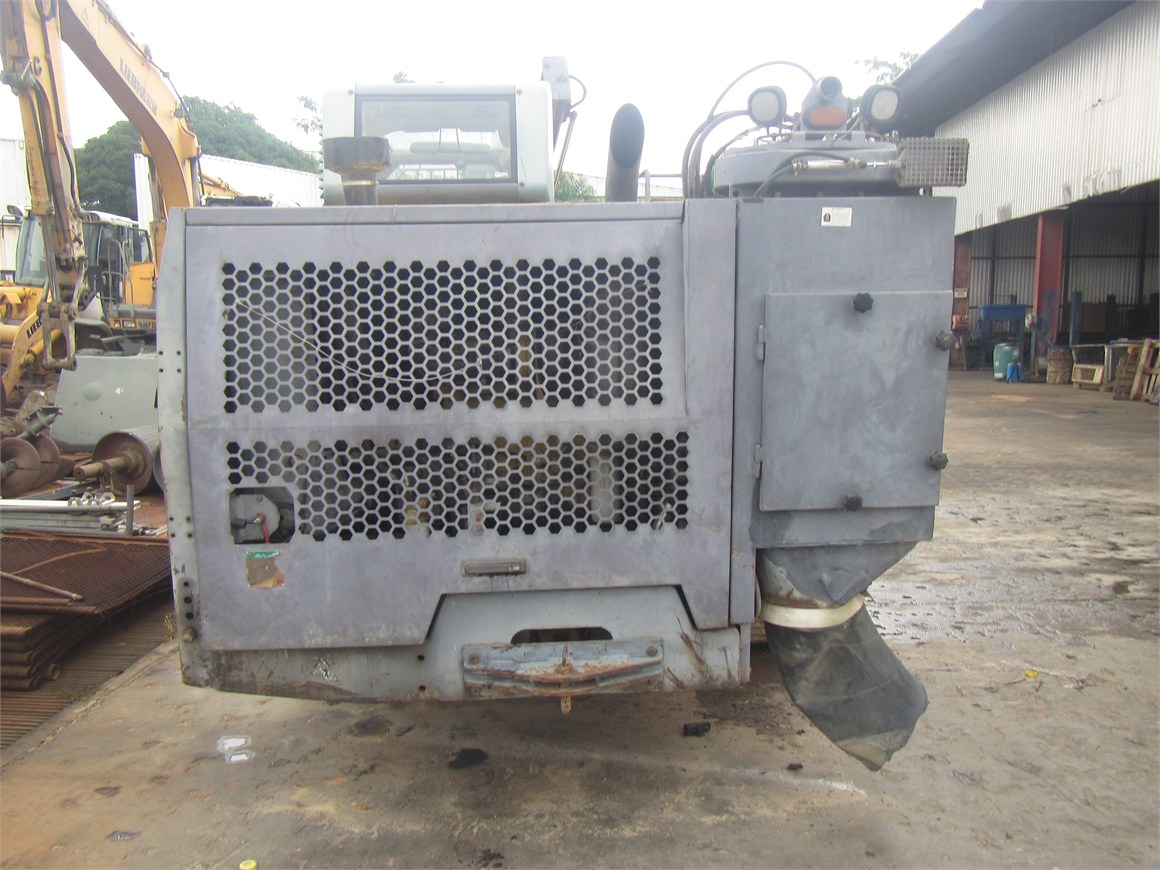 F-1752 Crawler Drilling Machine D7-11/RHS