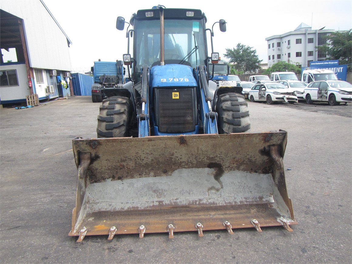 B-7876 EM Backhoe Loader 4CX 1.1m³