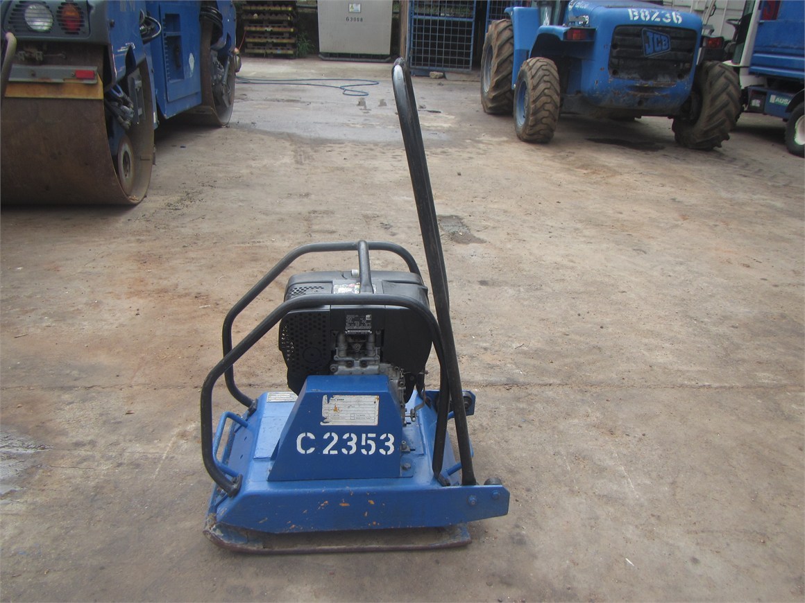 C-2353 Vibrating Plate Compactor 117kg VMF130D 