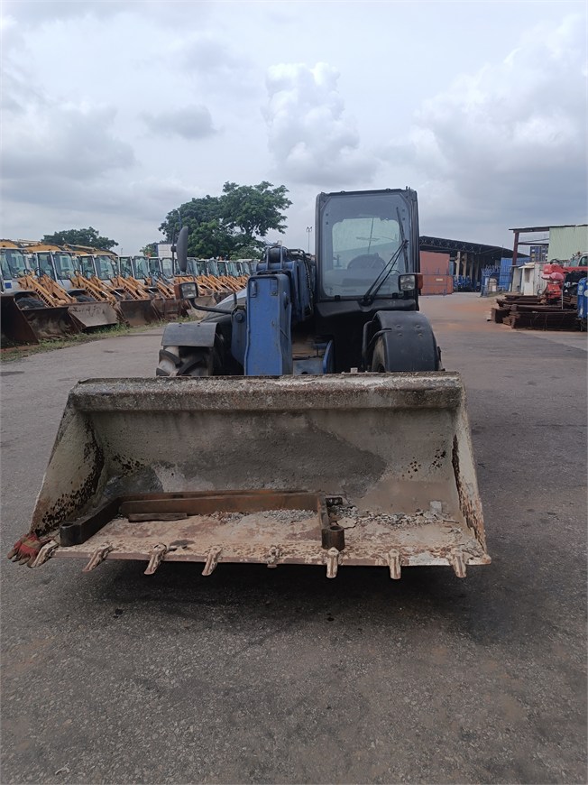 B-7847 RT Telescopic Forklift 535-95