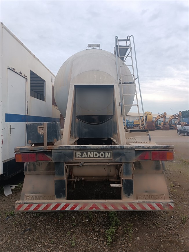 B-9150 Semi-Trailer Cement-Silo 35m³ SR-SL