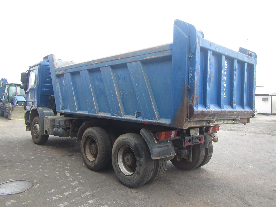 B-7774 Truck Rear Tipper 14m³ 3331 6x4