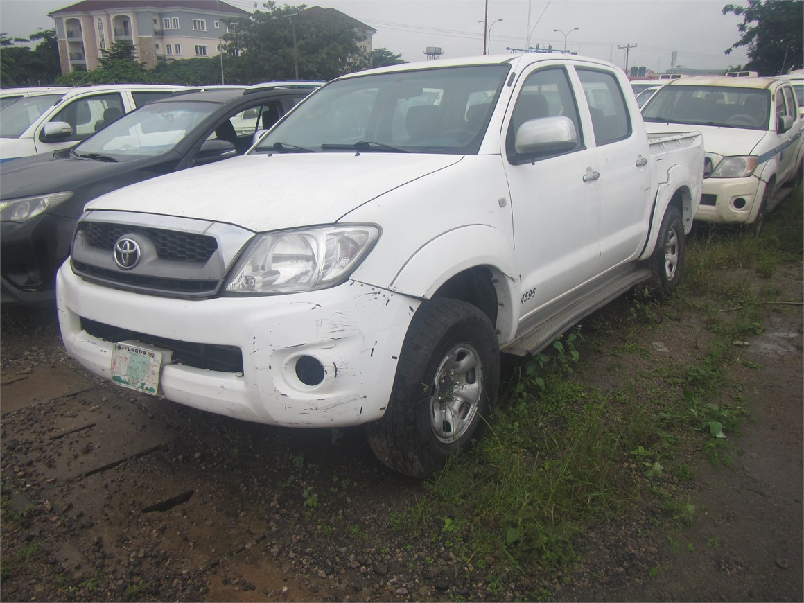 U-4595 Pick-Up Hilux 2,5D