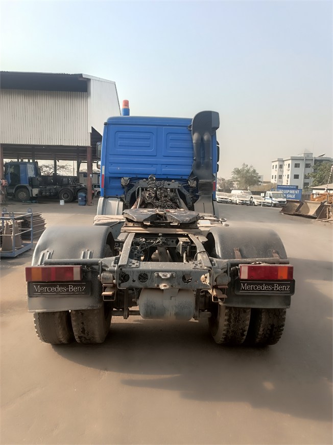 B-8642 Truck Tractor Semi-Trailer 2031 4x2