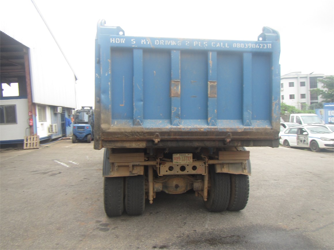 B-8078 Truck Rear Tipper 14m³ 3331 6x4