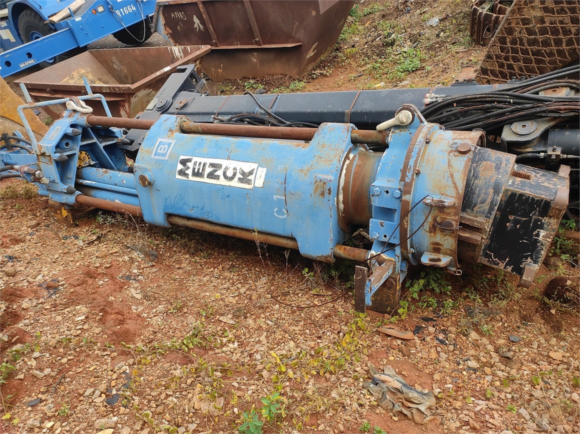 C-1614 Hydr. Battering Ram MHF3-7