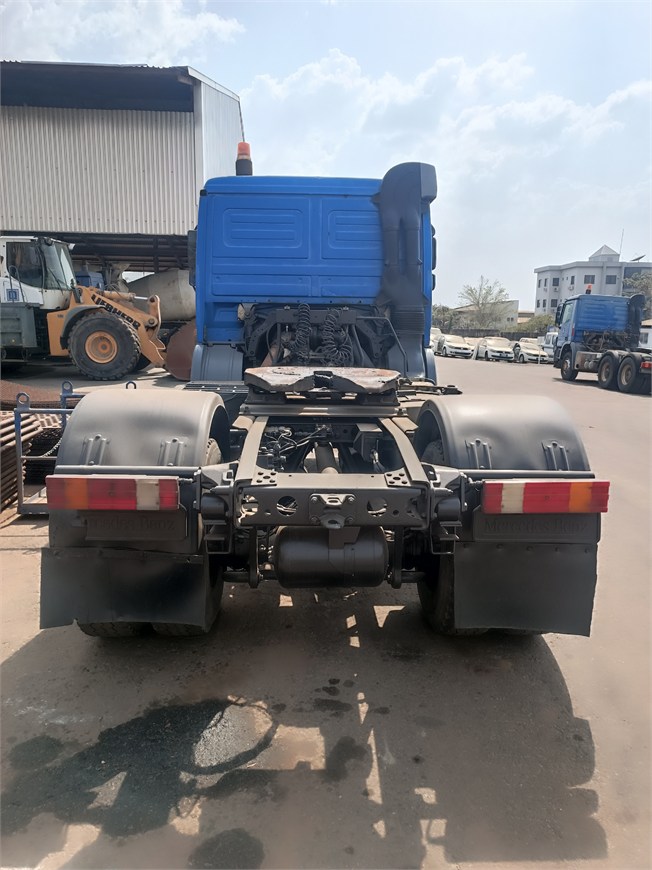 B-8408 Truck Tractor Semi-Trailer 2031 4x2